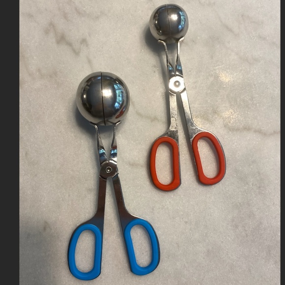 Meat Baller, Cookie Dough Scoop, Cake Pop Shapers, 2-Pack - Picture 2 of 2
